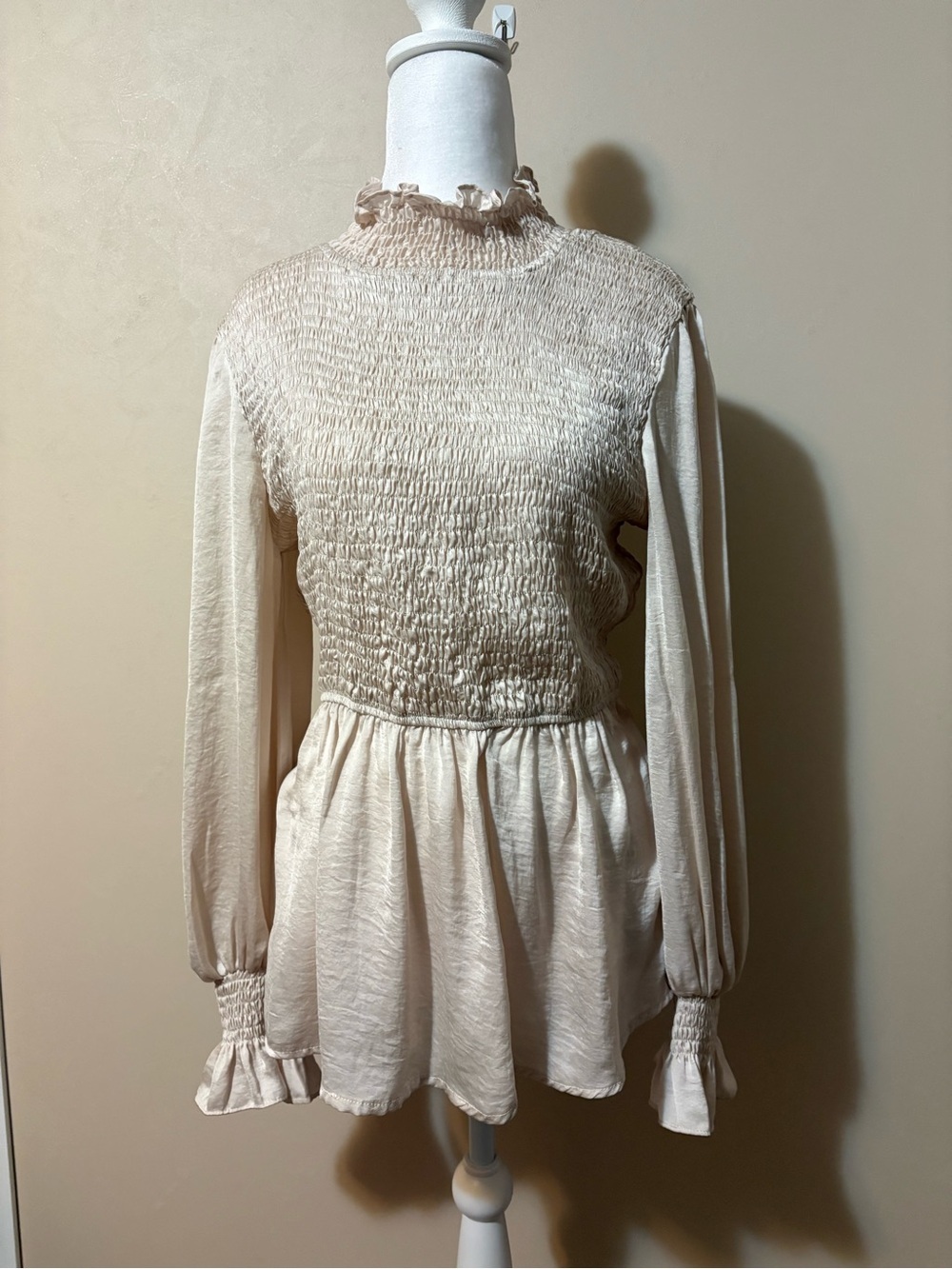 JODIFL Smocked Peplum Long Sleeve Blouse Light Cream women’s size medium